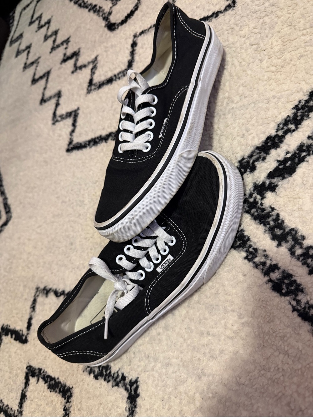 Vans Women’s Classic Black Canvas Low-Top Sneakers - Picture 2 of 3